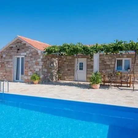 My Summer House - Two-bedroom With Private Pool And Terrace - St